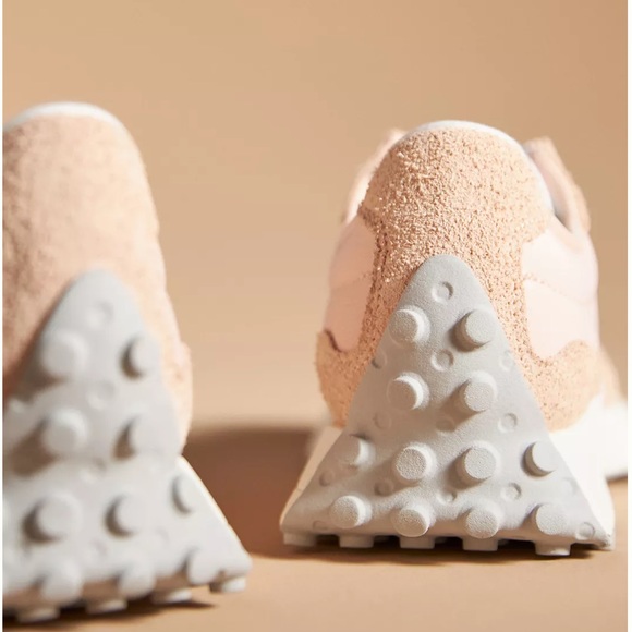 New Balance 327 Sneakers - Picture 5 of 11